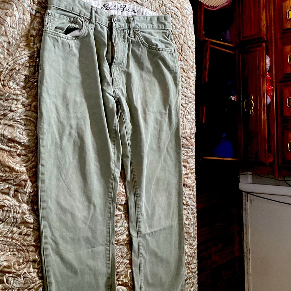 Men’s pants Eddie Bauer, size 32/30, good condition